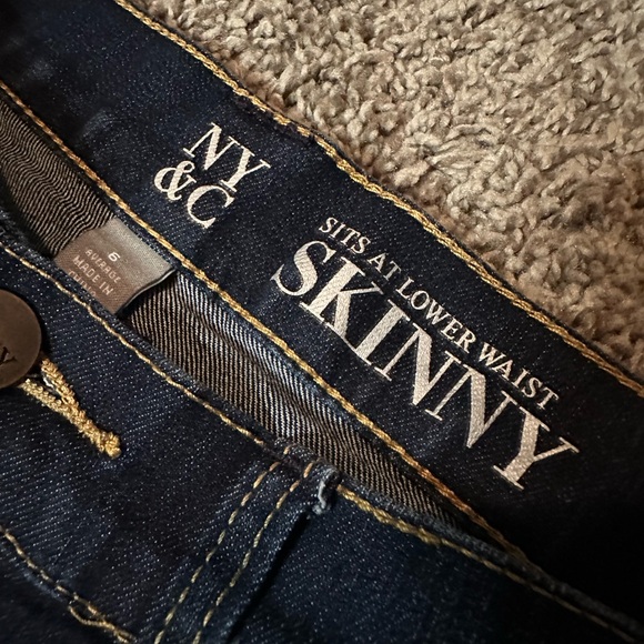 •NYC• SKINNY JEANS - Picture 4 of 5